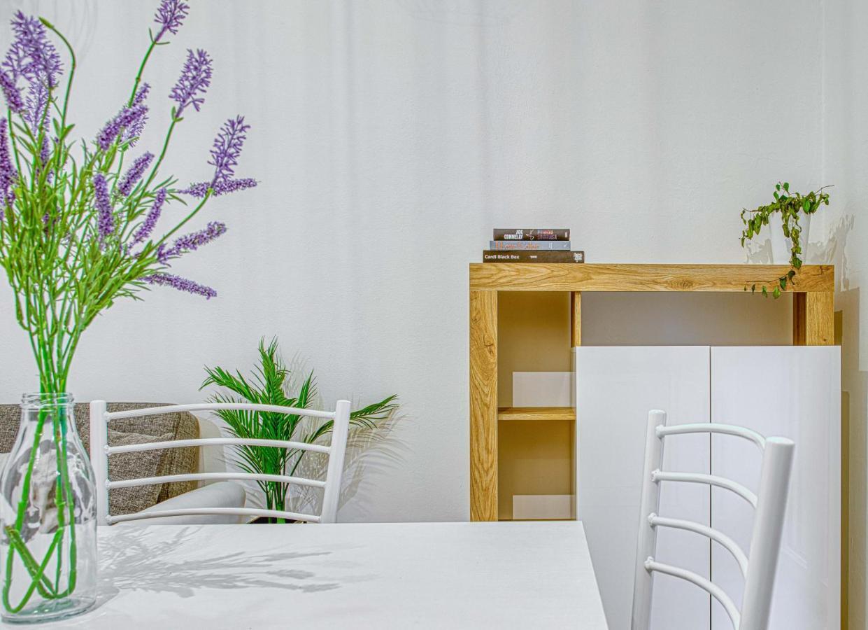 Joivy Warm And Inviting Flat With Balcony Apartment Milano Exterior foto